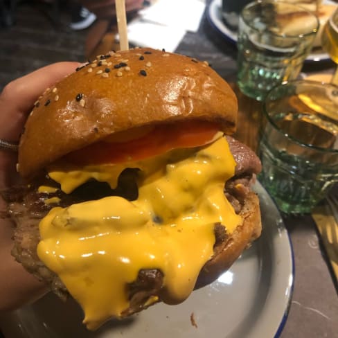 Dixie Burger House In Naples Restaurant Reviews Menu And Prices Thefork