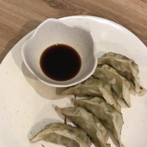 Bistro Fuji In Paris Restaurant Reviews Menu And Prices Thefork Whether you feel like lounging at home and prefer the convenience of delivery or prefer to pick while coming home from work, we got you covered. bistro fuji in paris restaurant