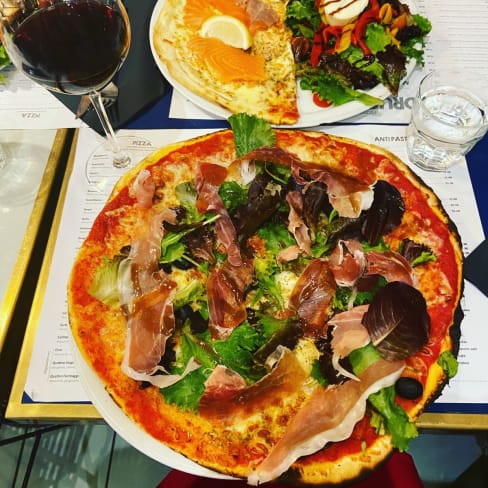 Pizzeria Du Drugstore In Rouen Restaurant Reviews Menu And Prices Thefork