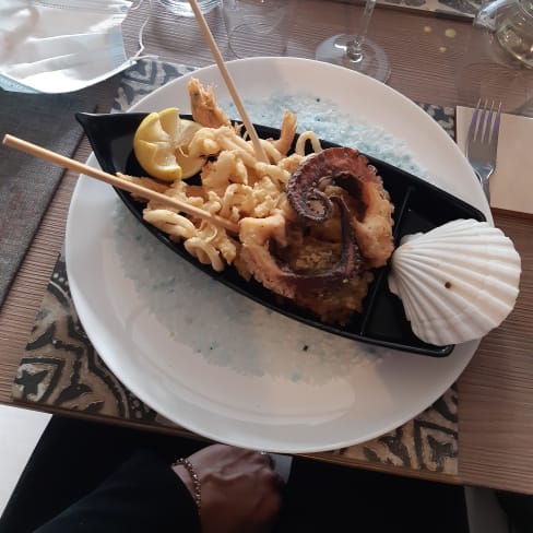 Panacea Cucina Italiana Fusion Sushi Cocktail Wine Lounge In Modugno Restaurant Reviews Menu And Prices Thefork