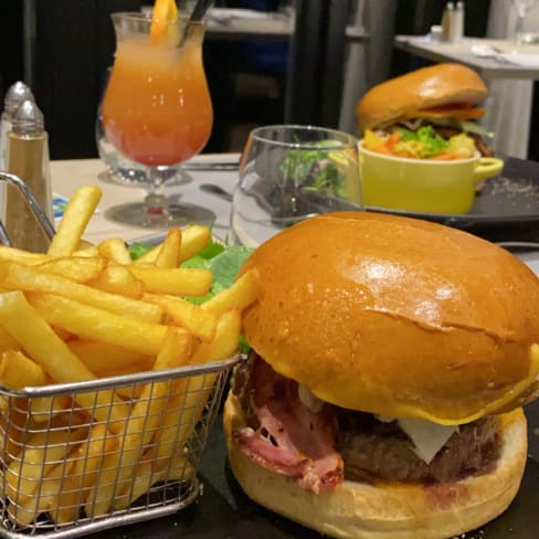 Le Panoramic Domaine De Crecy In Crecy La Chapelle Restaurant Reviews Menu And Prices Thefork