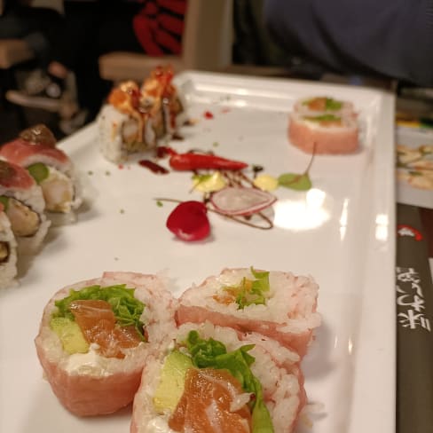 Tokio Restaurant Fusion in Scandicci - Restaurant Reviews, Menu