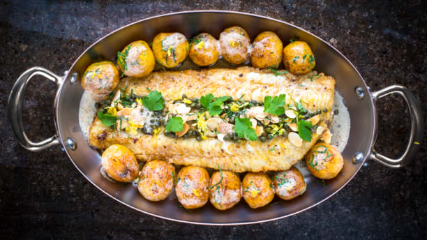 Restaurant Le Bordeaux Intercontinental Le Grand Hotel A Bordeaux 33000 Avis Menu Et Prix