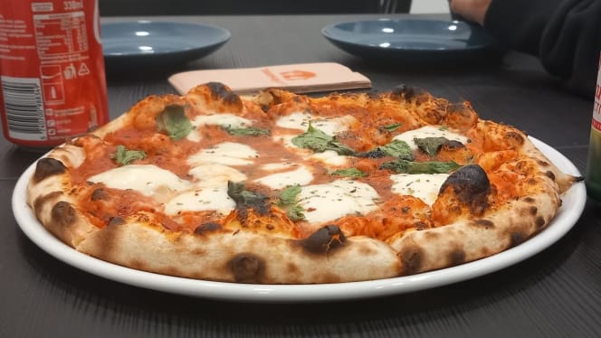 Pizzeria La Margherita Pizza Siciliana senza acciughe Reviews