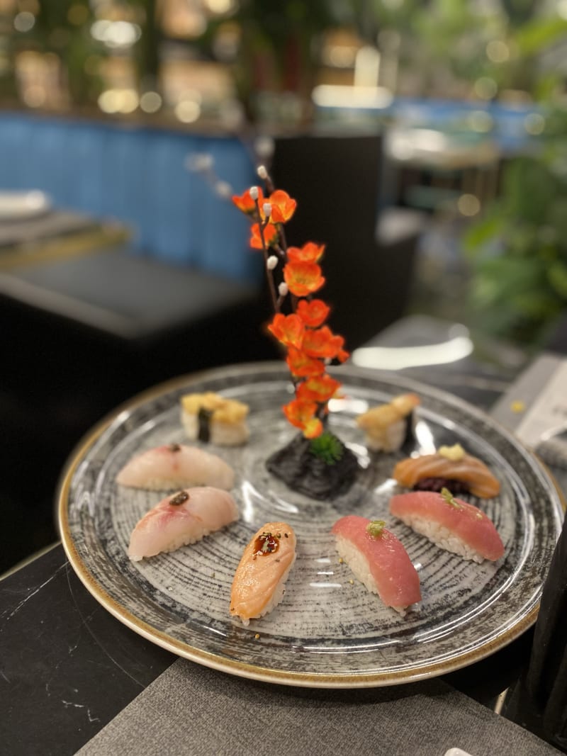 kiyomi sushi, Rome