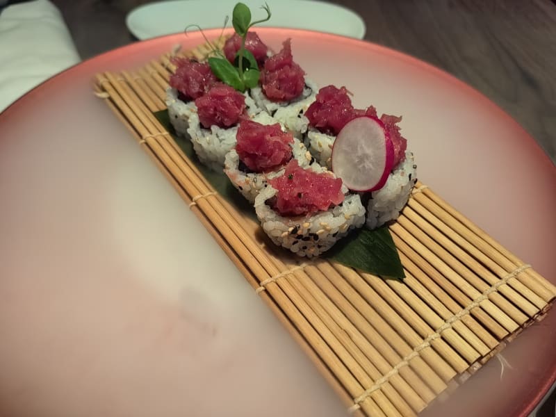 Haruka Sushi, Milan