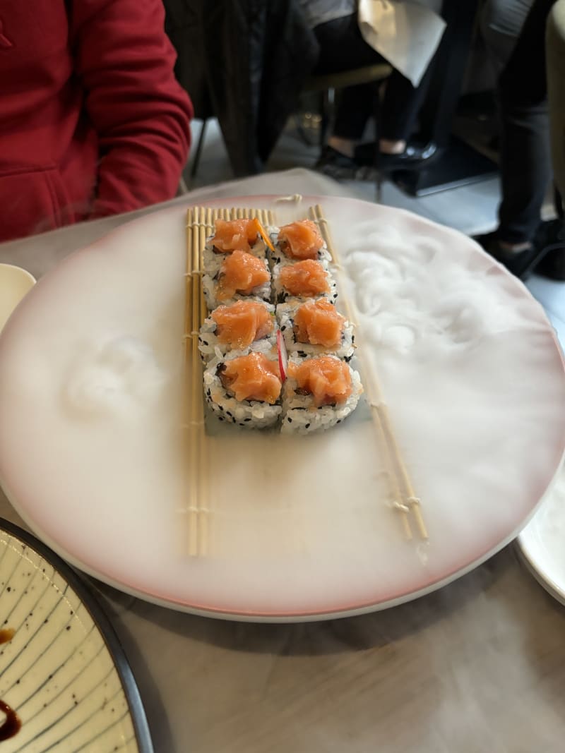 Haruka Sushi, Milan