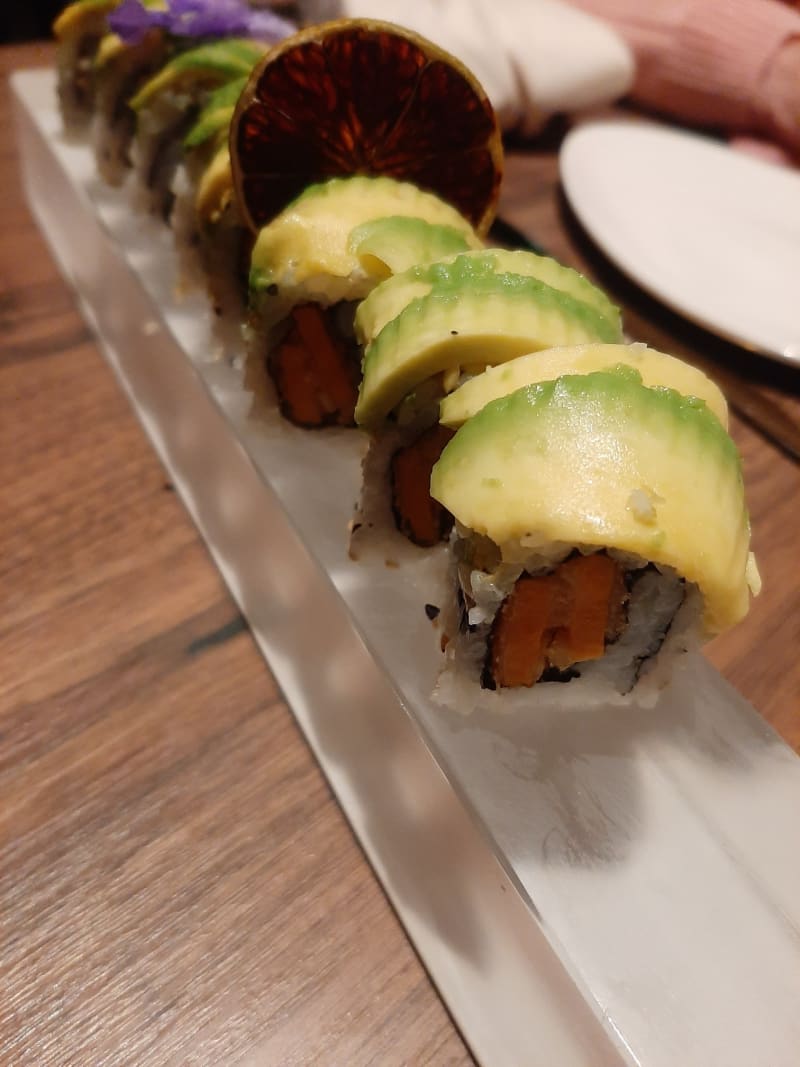 Haruka Sushi, Milan