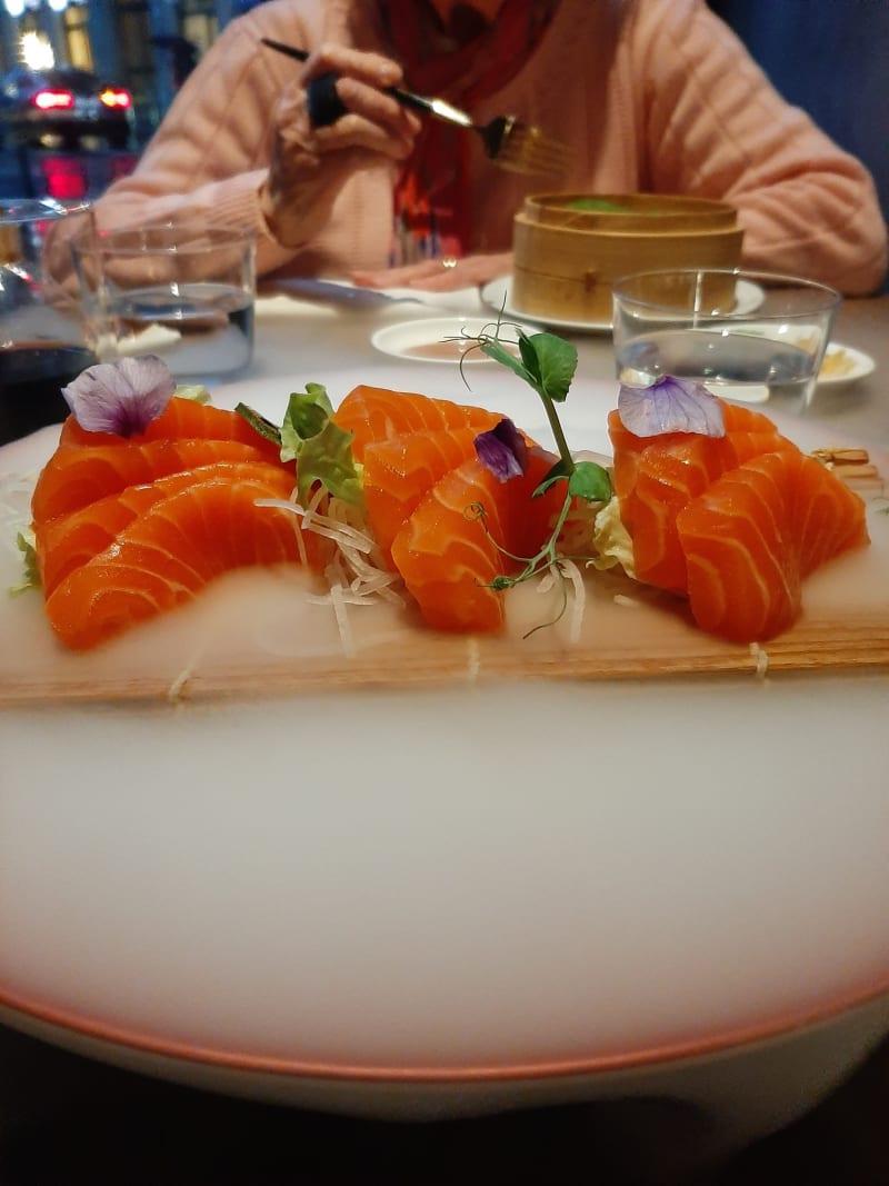 Haruka Sushi, Milan