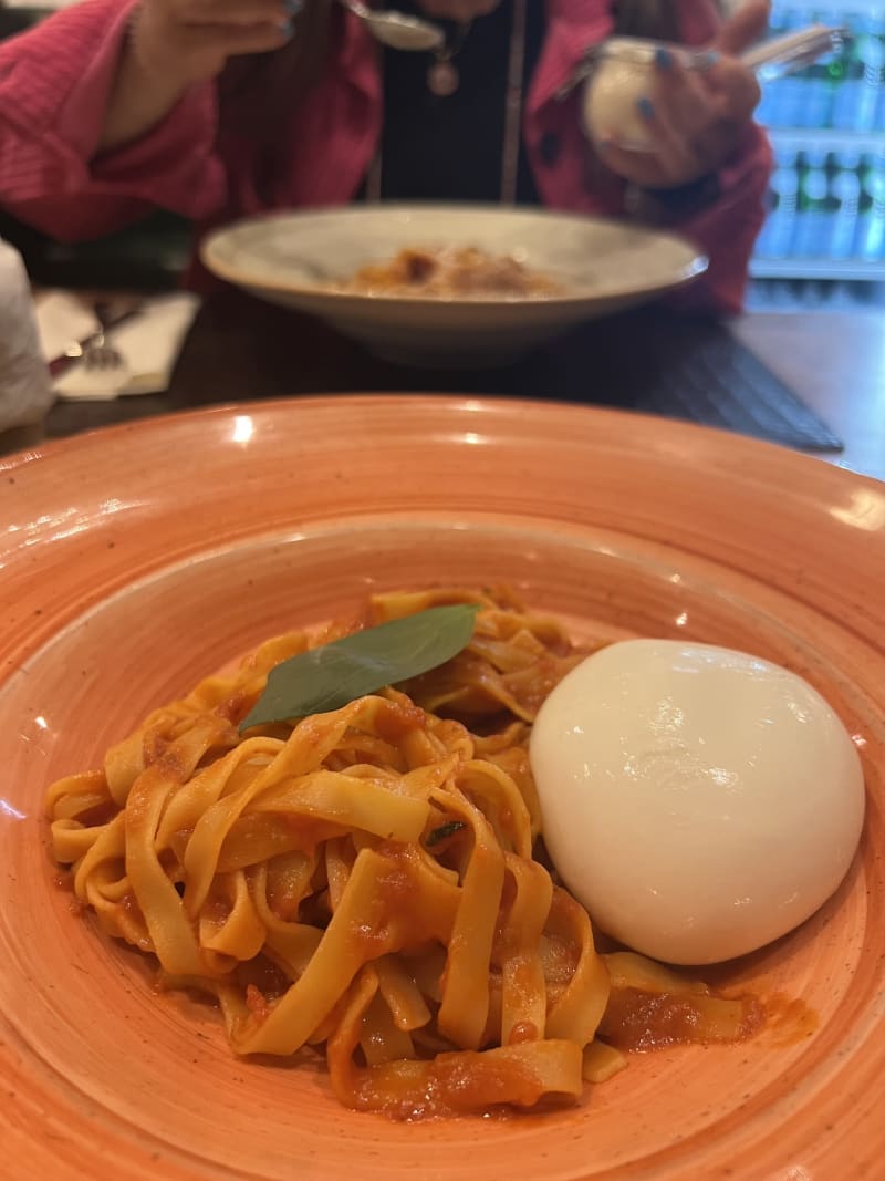 Pasta d'Autore, Milan