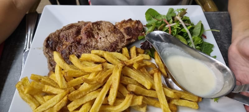 Entrecôte Montbéliarde crème de brie - Auberge Saint Nicolas, Chessy