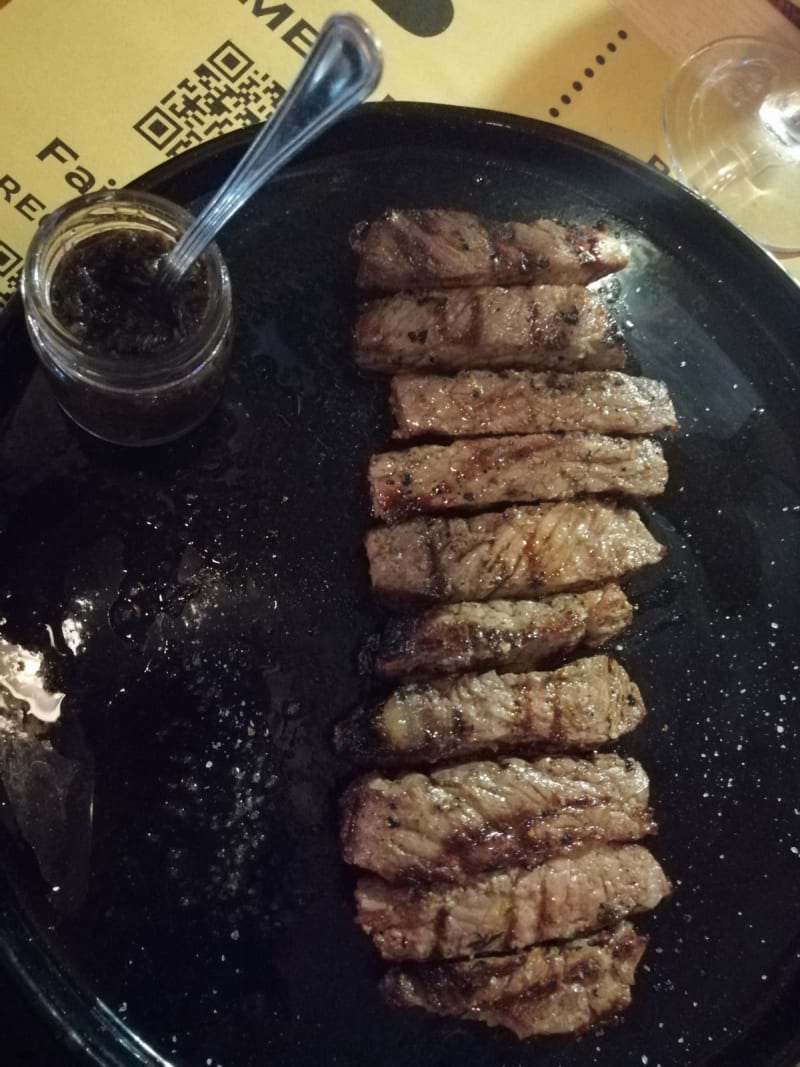 Tagliata di manzo con crema al tartufo  - Bespoke CityPub, Pescara