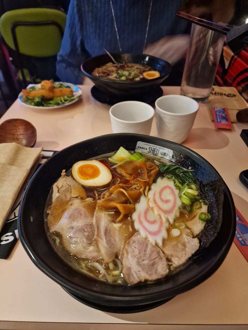 Ramen Shifu Filzi, Milan