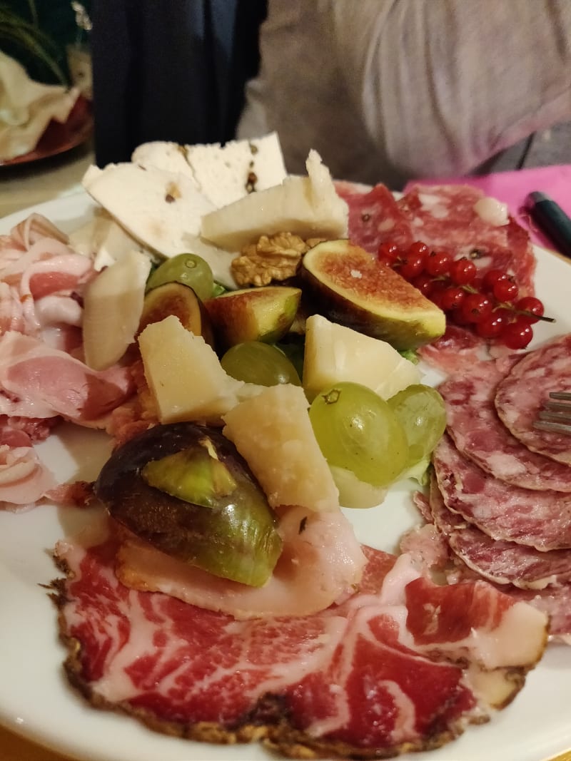 Tagliere misto salumi e formaggi  - Jimmy'z Bar & Food