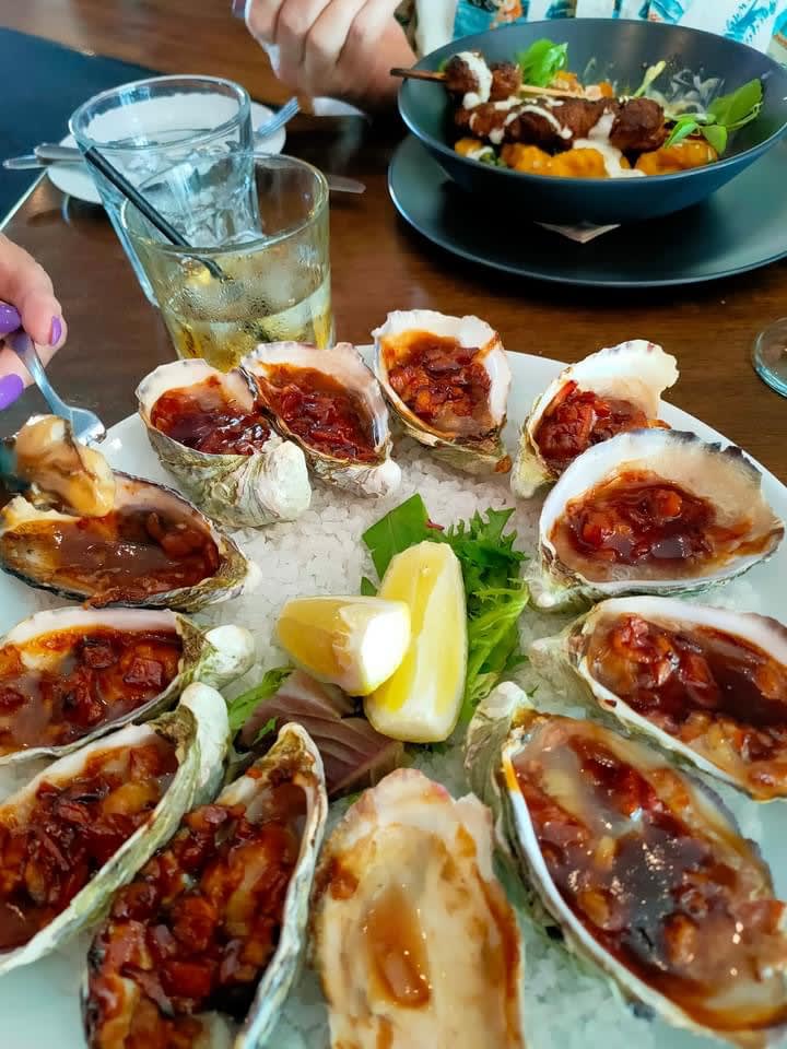 1dozen oysters kilpatric - The Wharf, Glenelg (SA)