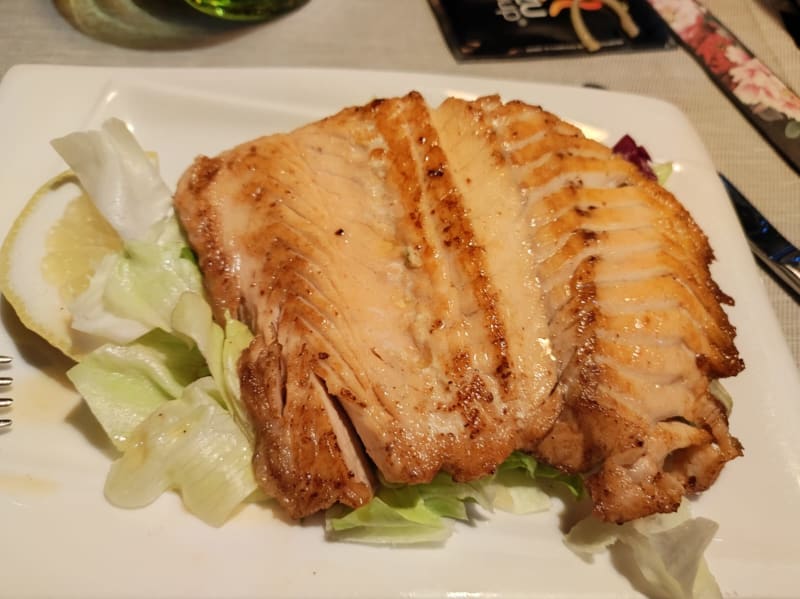 Yaki sake (salmone alla griglia) - Mizu Restaurant e Lounge Bar