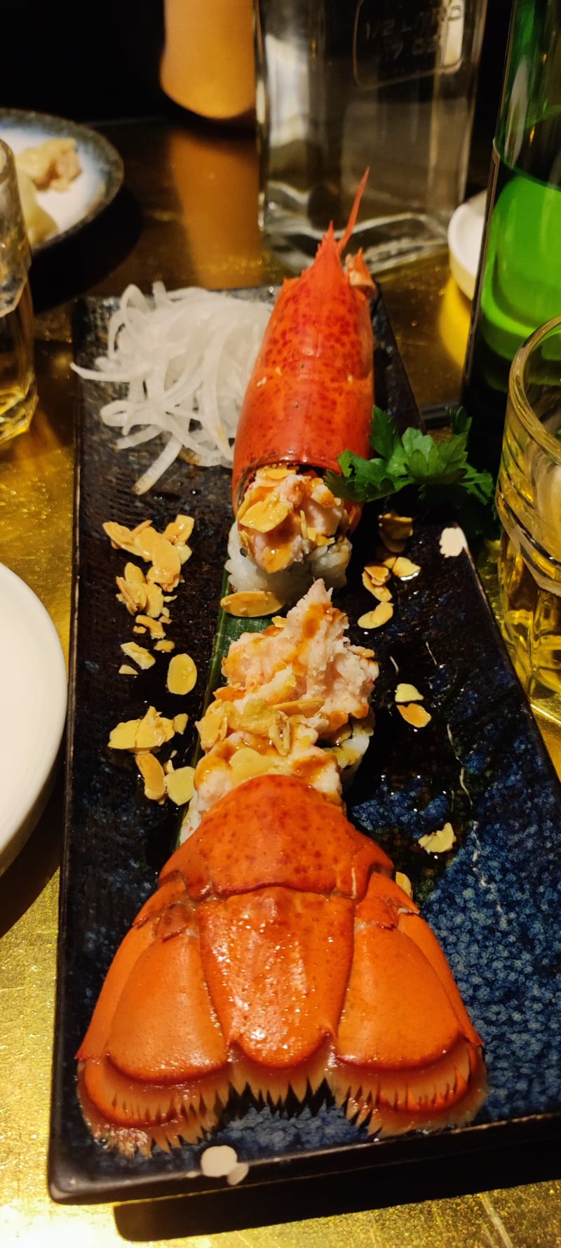 Sushiyuhu, Milan