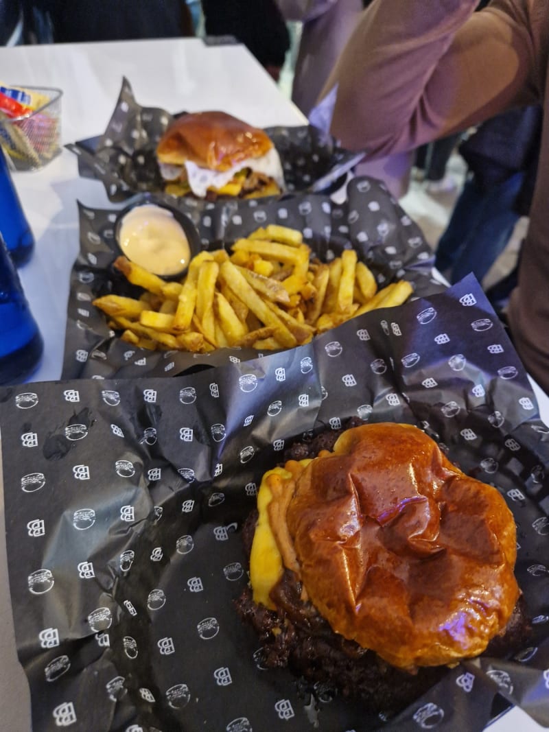 Bolus Burger, Madrid