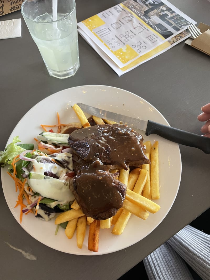 CLUB TOOWOOMBA in South Toowoomba Restaurant Reviews, Menu and Prices