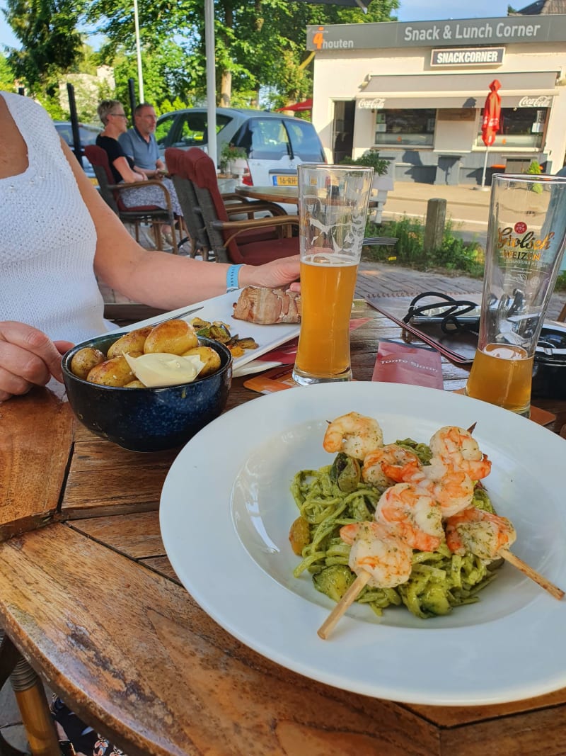 Gambaspiezen met tagliatelle  - Herberg Tante Sjaan, Vierhouten