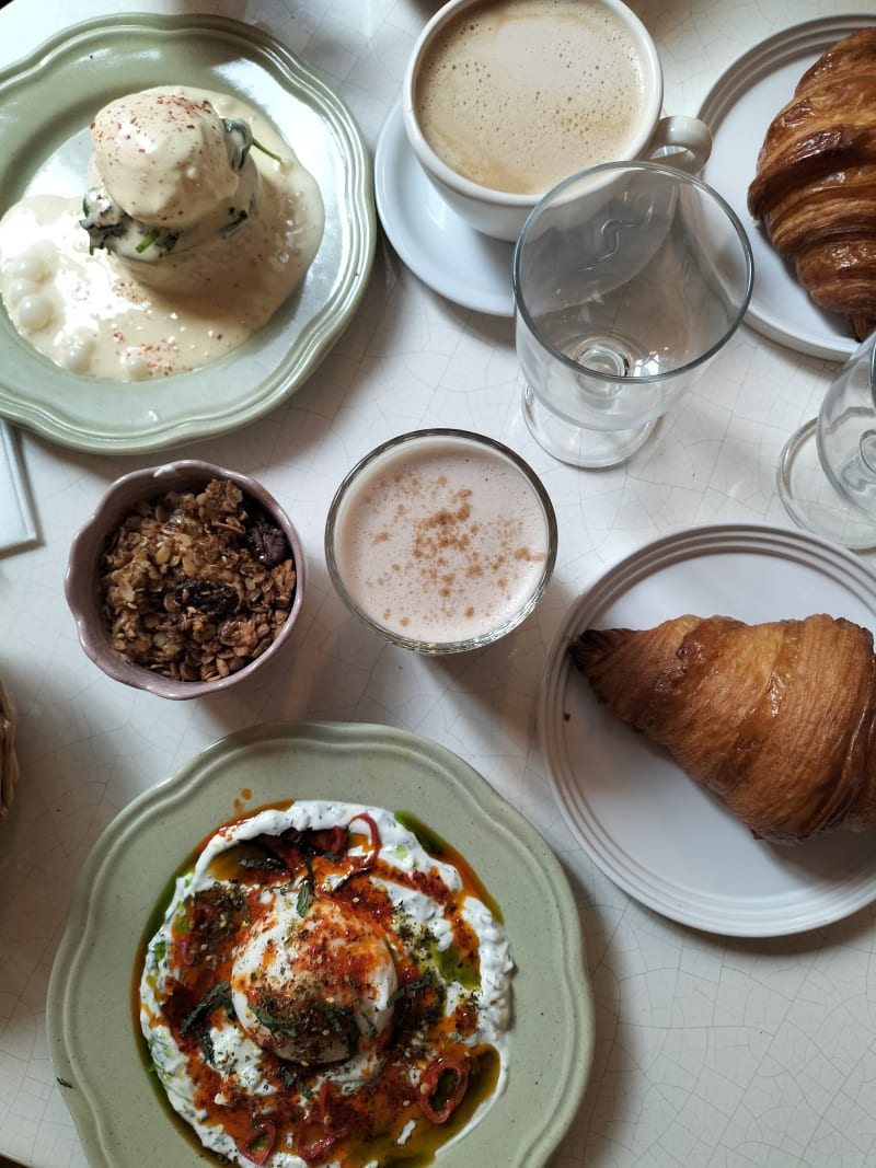 Œuf bénédicte ou turkish egg - Gast, Paris