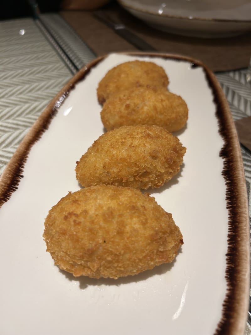 1/2 Croquetas caseras de jamón ibérico.(4 uds.) - La Tonada, Madrid