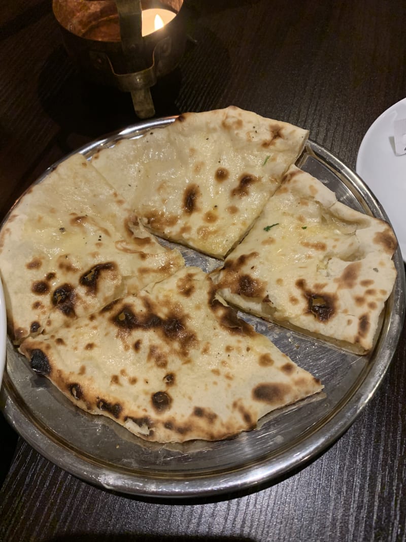 Naan Au Fromage - The Indus, Geneva