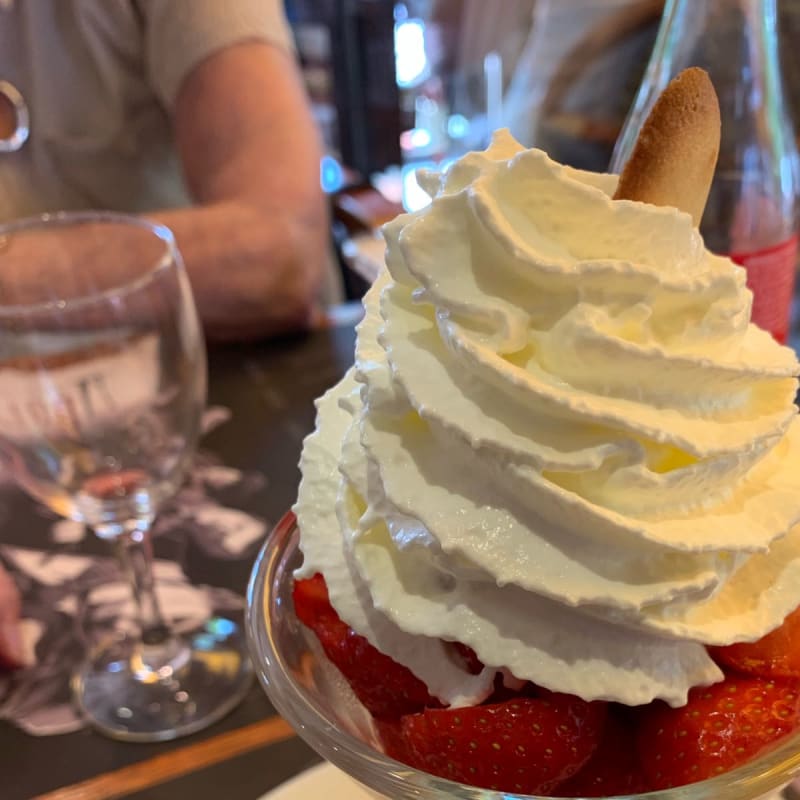 Coupe de fraise chantilly - Le Borsalino, Verrières-le-Buisson