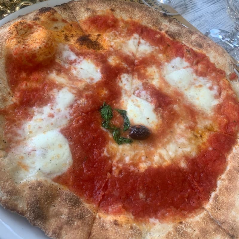 Croccante e morbida impasto leggero - Fatte nà pizza, Turin