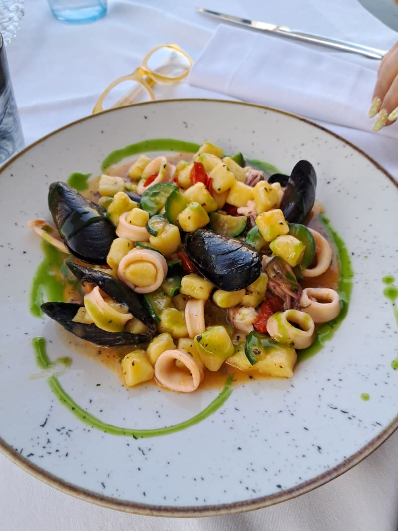 Piccolo Mondo Ristorante Lounge Bar in Genoa Restaurant Reviews, Menu