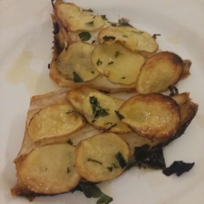 Filetto di orata al forno con patate - Il Ristorante Brando, Chieti