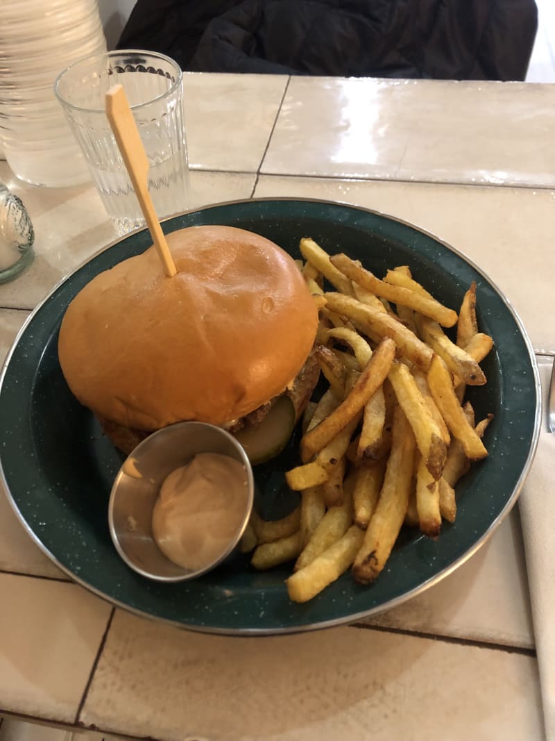 Meating Corner, Paris