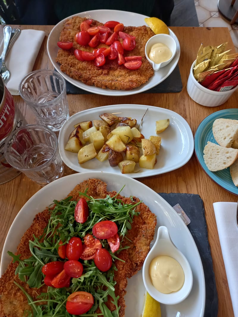 Osteria Papà Nicola, Milan