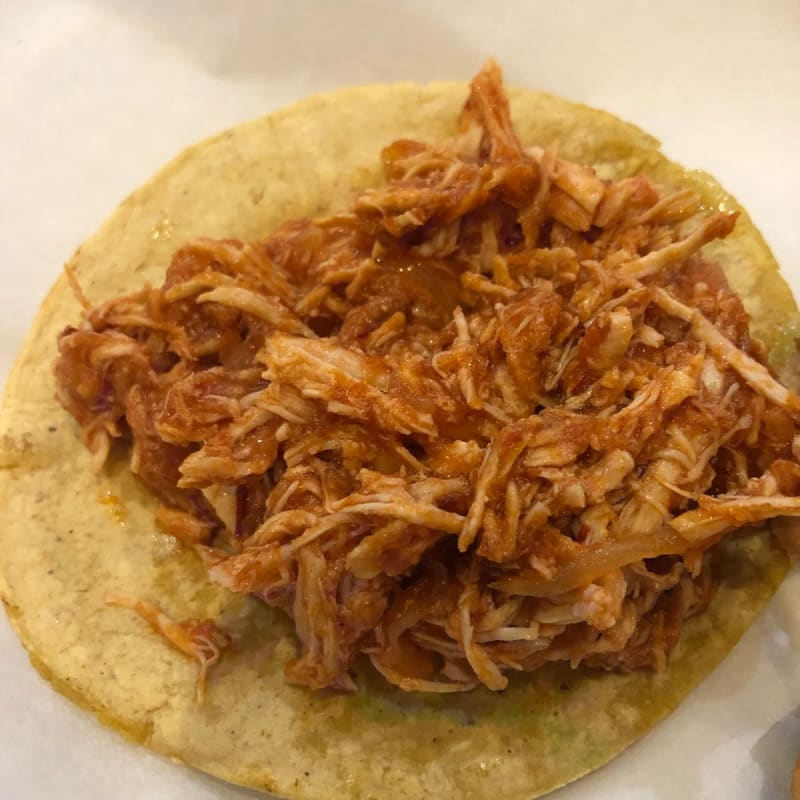 Pulled chicken taco - Wacamole - Caballero de Gracia, Madrid