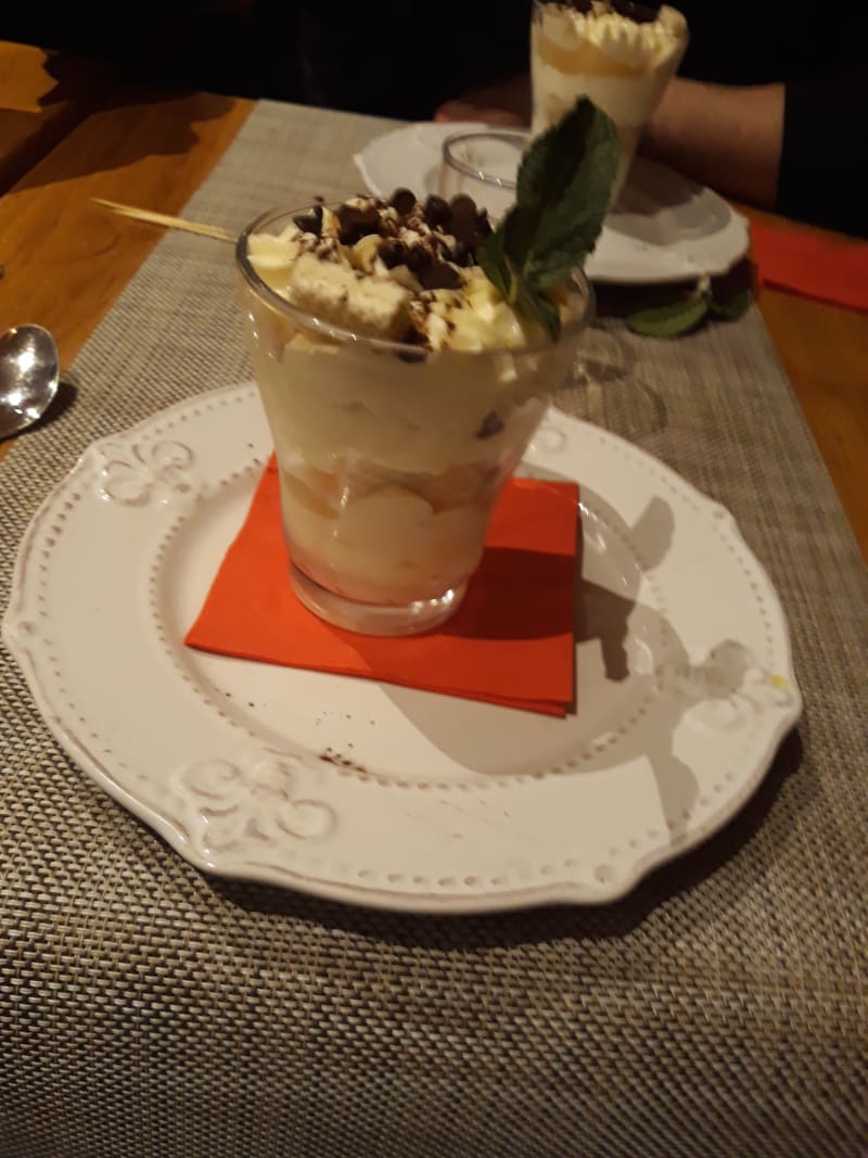 Dessert du jour: Tiramisu poire, biscuits et éclats du chocolat - Vivaldi Pizzeria, Le Perreux-sur-Marne