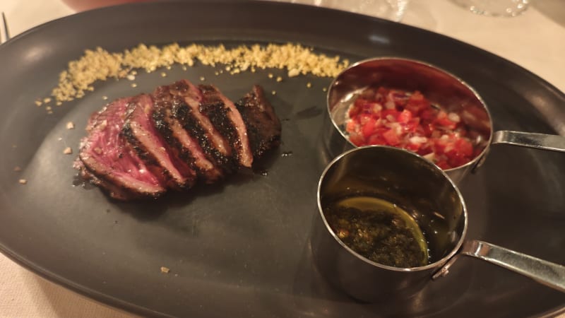 Rare beyond Steak, Modena