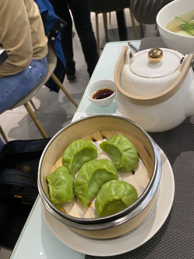 越厨Pho Yummy, Milan