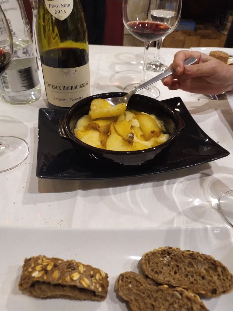 Fondue di formaggi Francesi e patate - Le Bistrot Napoleon, Catania