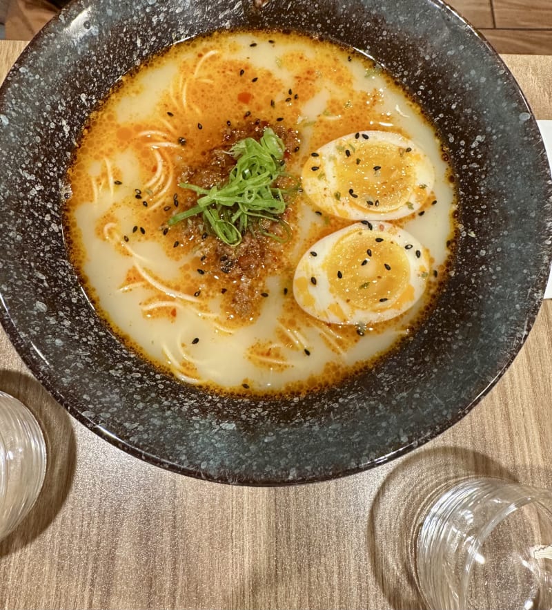 Manpuku, Paris