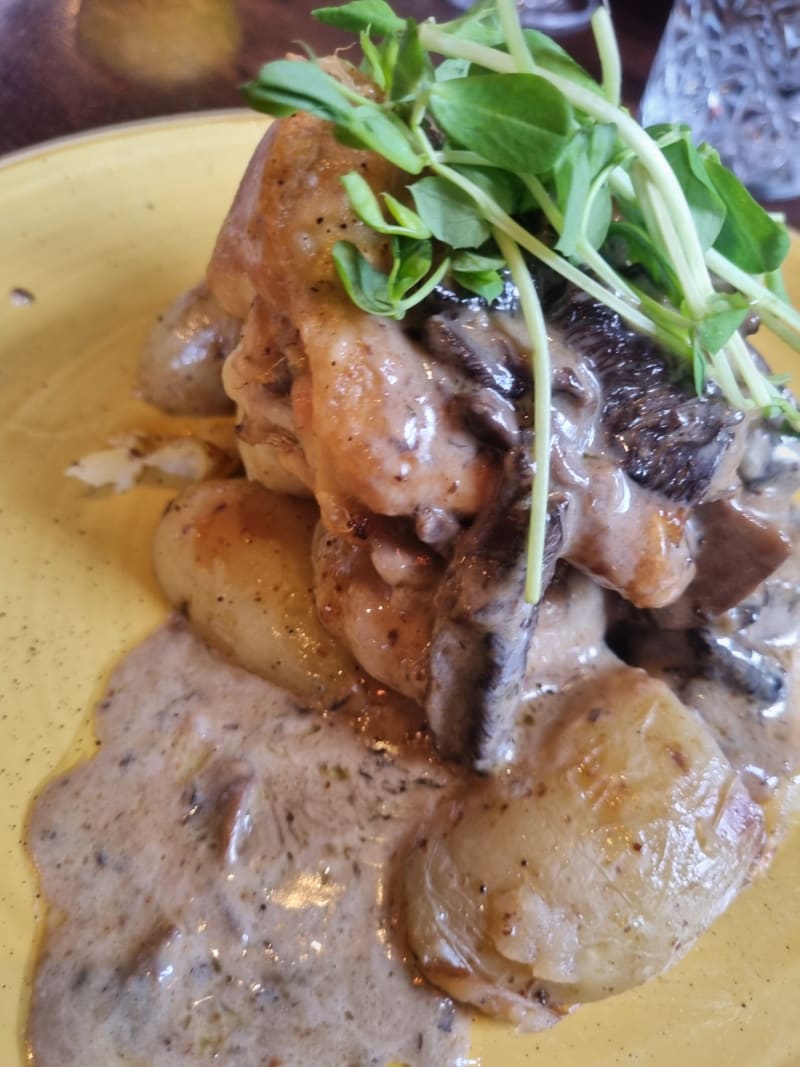 Home Bar & Kitchen in Uxbridge Restaurant Reviews, Menu and Prices