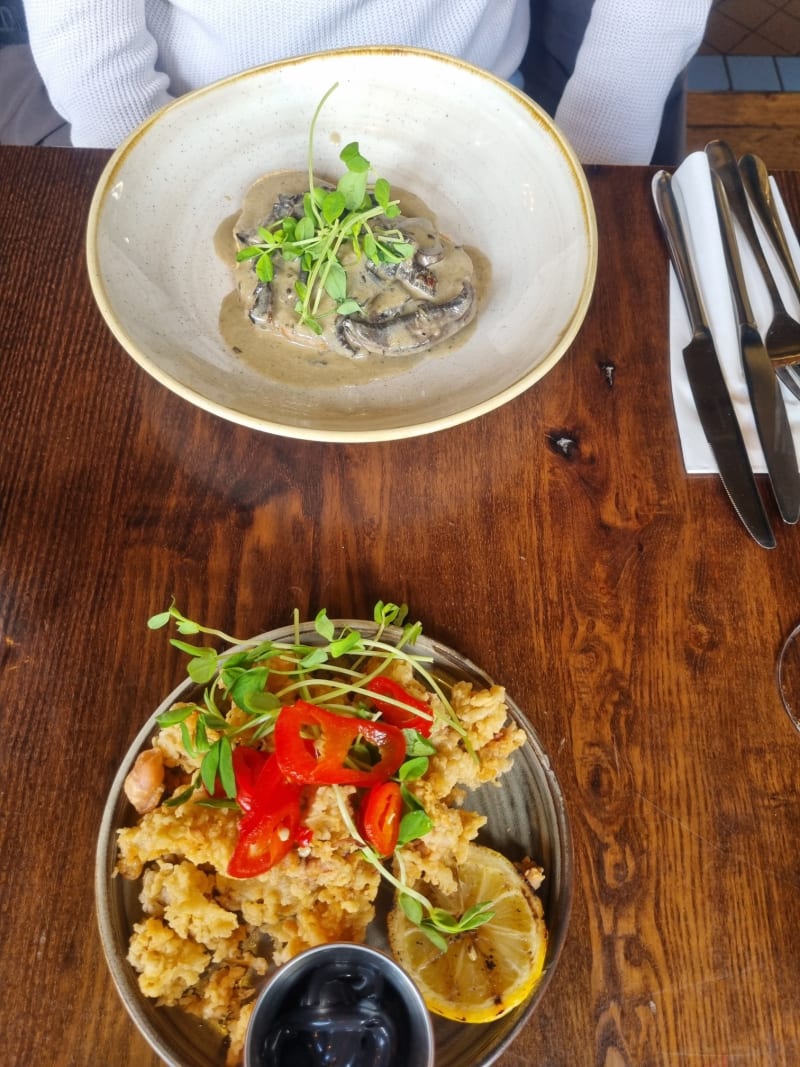 Home Bar & Kitchen in Uxbridge Restaurant Reviews, Menu and Prices