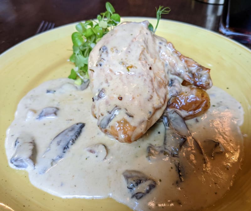 Home Bar & Kitchen in Uxbridge Menu, openingstijden, prijzen, adres