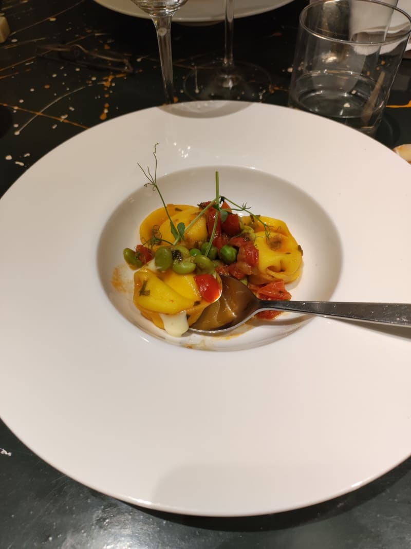 142 Restaurant, Milan