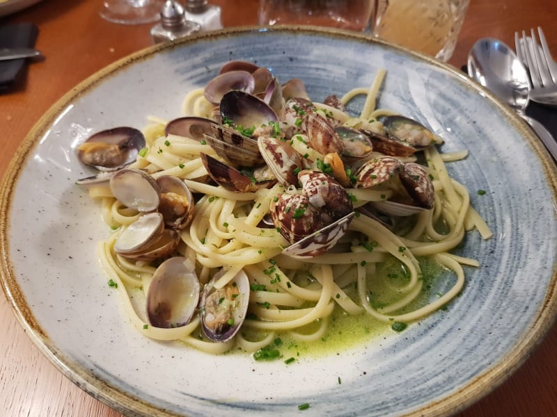 Restaurant La Virgule (Halle Gastronomique des Flots Bleus) à La Ciotat