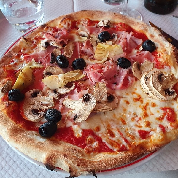 Pizza quatre saisons - La Maiella, Levallois-Perret