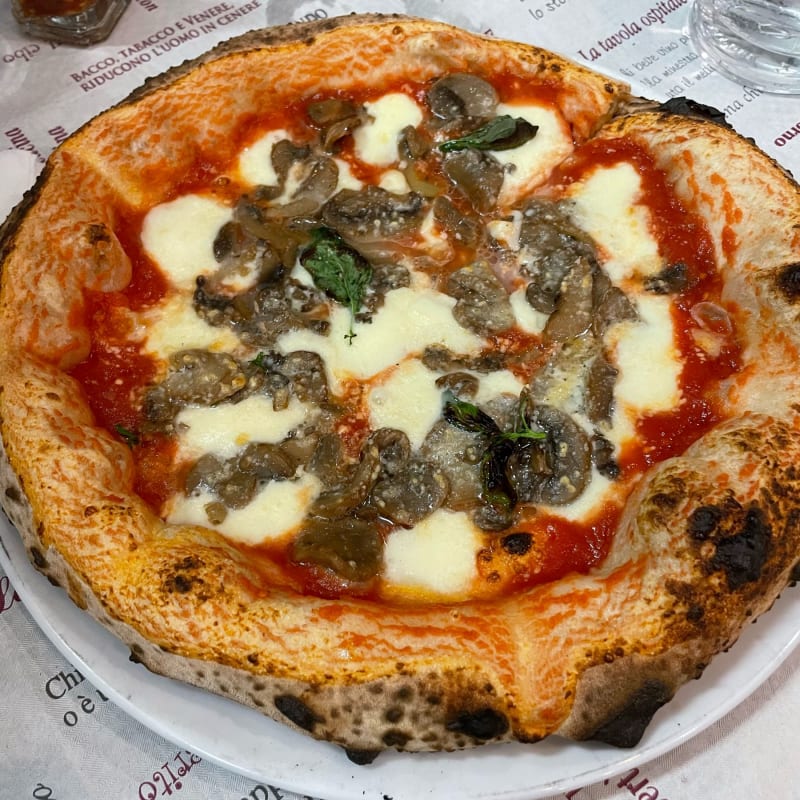 Pizza bufala e porcini - Pizzeria dalla Nunzia, Bologna