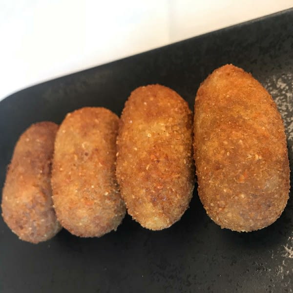 (6) Croquetas de pollo - Restaurante Catedral 1951, Barcelona