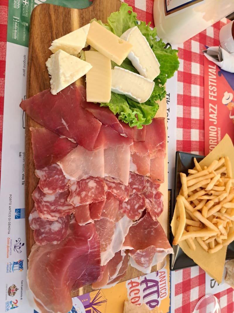 Tagliere "vinarte" misto di salumi e formaggi - VinArte - Vino & Cucina, Genoa