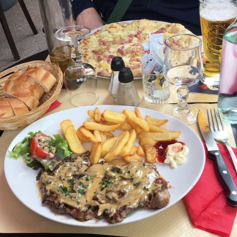 Pizza savoyarde et entrecôte bœuf - La Scala, Chelles