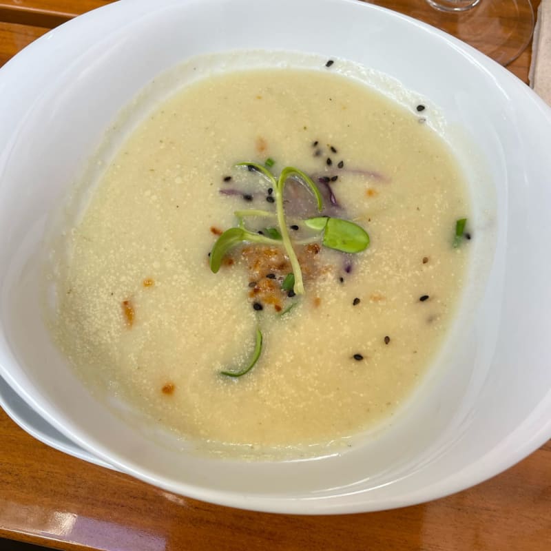 Cauliflower soup - Organi - Chiado, Lisbon